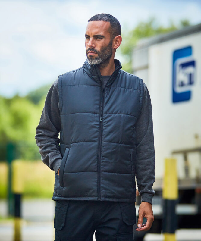 Pro Rtx Pro bodywarmer, available in black and navy.