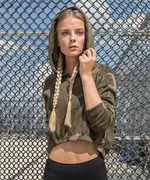 Women's Camo Cropped Hoodie BY065_LS00_20235
